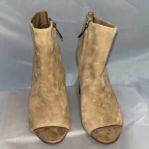 Sam Edelman Yarin Peep Toe Tan Ankle Booties Size 6